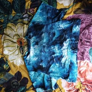 Torrid cropped rash guard